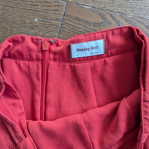 ARITZIA Sunday Best WESTLEY Short Pleated Red Womens Size 4 Tie Belt Feminin - Picture 5 of 12